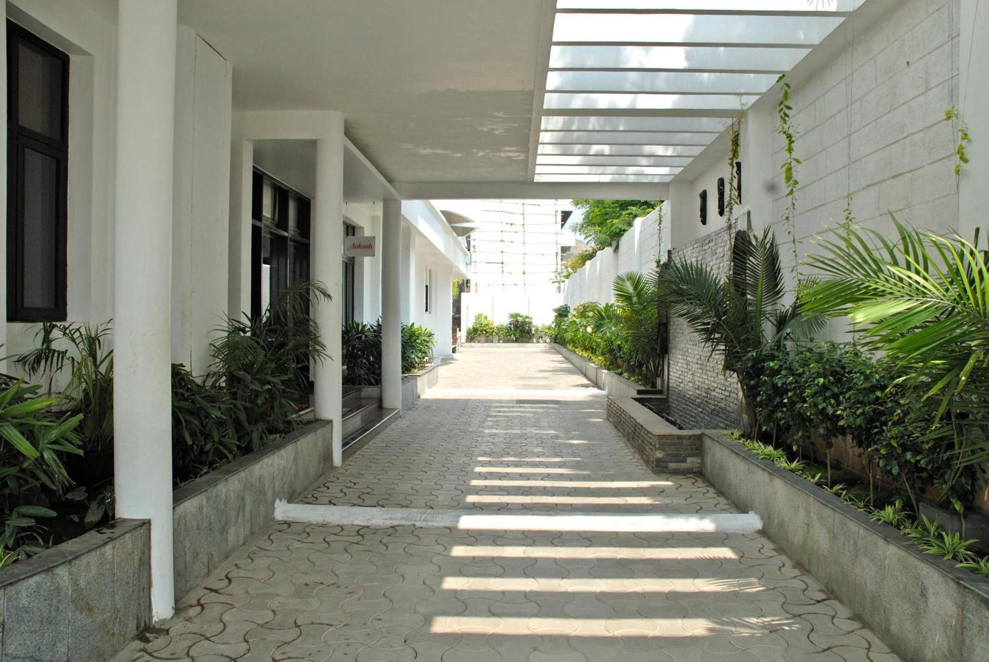 Arpanaa Hotel Tiruvannāmalai Dış mekan fotoğraf